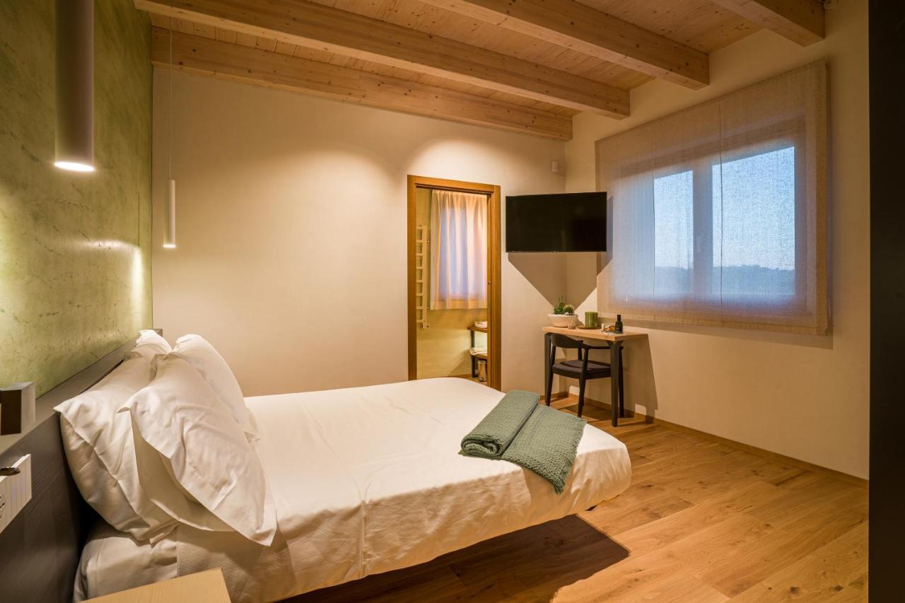 Bed and Breakfast Agri-relais Ventisettegradi Montemarciano Esterno foto