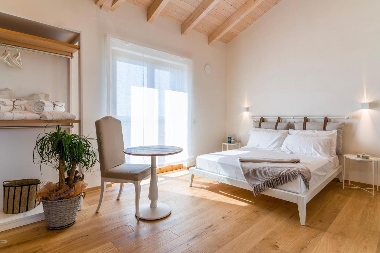 Bed and Breakfast Agri-relais Ventisettegradi Montemarciano Esterno foto